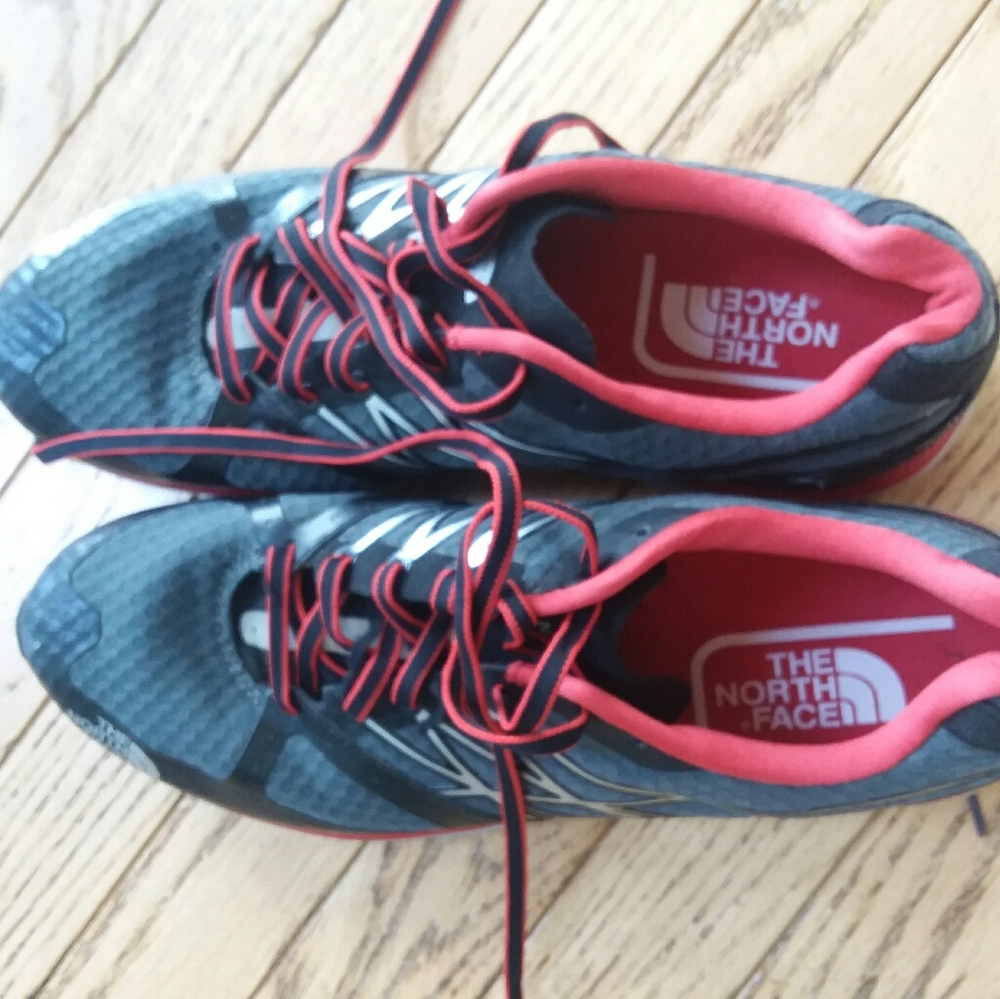 THE NORTH FACE BRAND NEW MENS SNEAKERS